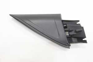 2018-2024 Volkswagen Atlas Door Corner Trim Cover - Front (Used OEM)