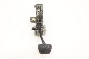 2018-2022 INFINITI Q60 Brake Pedal Assembly with Bracket - Front (Used OEM)