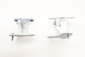 2014-2019 Mercedes-Benz CLA250 White Door Hinge Set - Front, Right (Passenger) (Used OEM)
