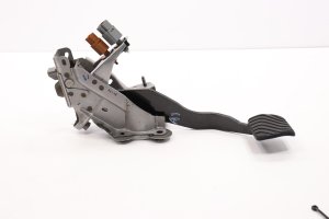 2022-2025 INFINITI QX55 Brake Pedal Assembly with Sensor - Front (Used OEM)