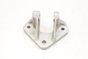 2021 Nissan Rogue Transmission Mount Bracket Support - Rear (Used OEM)