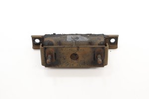 2014-2018 Chevrolet Silverado 1500 Automatic Transmission Mount Bracket (Used OEM)