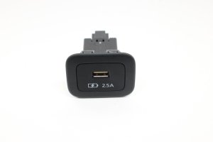 2020-2023 Mazda CX-9 Center Console USB Power Outlet - Right (Passenger) (Used OEM)