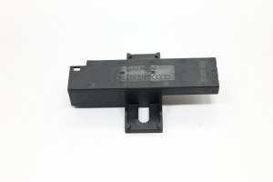 2015-2020 Bentley Bentayga Keyless Entry Antenna Control Module - Front (Used OEM)