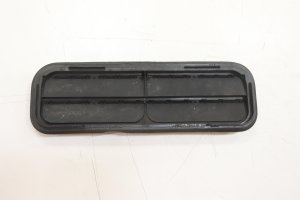 2017-2023 Mercedes-Benz E500 Quarter Air Vent Grille - Rear (Used OEM)