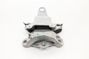 2019-2023 Mazda 3 Sport Transmission Mount Bracket Support (Used OEM)