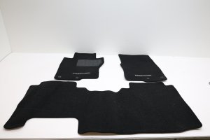 2022-2026 Nissan Frontier Carpet Floor Mat Set (Used OEM)