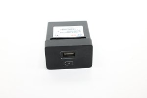 2019-2021 Genesis G70 Center Console USB Charging Port Hub (Used OEM)