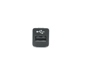 2016-2024 BMW 528i Rear Center Console Dual USB Port - Front (Used OEM)