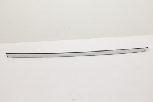 2022-2026 Hyundai Ioniq 5 White Windshield A-Pillar Trim Molding (Used OEM)