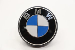 2020-2024 BMW 228i Radiator Grille Emblem - Front (Used OEM)