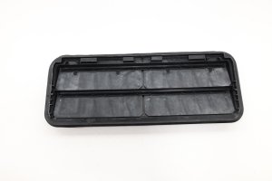 2020-2025 Lincoln Aviator Quarter Vent Grille Cover - Rear (Used OEM)