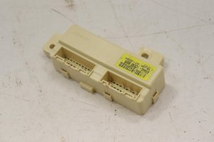 2016-2021 Hyundai Tucson ICM Fuse and Relay Junction Box (Used OEM)