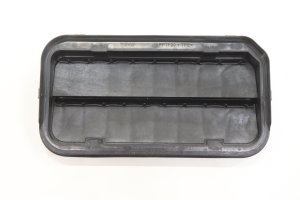 2016-2019 Cadillac ATS Quarter Air Pressure Vent Grille - Rear (Used OEM)