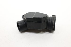 2019-2022 Volvo XC40 Turbocharger Intercooler Outlet Hose (Used OEM)