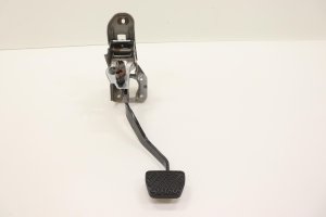 2011-2013 INFINITI QX56 Brake Pedal Assembly with Sensor and Bracket (Used OEM)