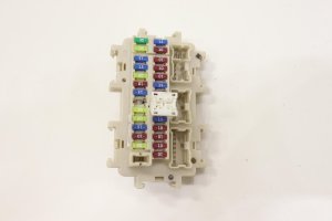 2020-2024 INFINITI QX80 Dash Fuse Relay Junction Box Block (Used OEM)