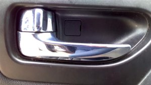 2014-2015 Nissan Rogue Select Chrome Chrome Interior Door Handle - Left (Driver) (Used OEM)