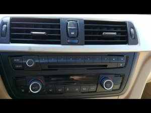2014-2016 BMW 428i 6.5-inch Dash Mounted Information Screen (Used OEM)