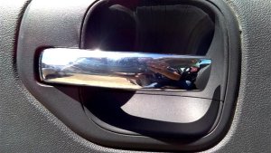 2007-2017 Jeep Compass Chrome Chrome Interior Door Handle - Left (Driver) (Used OEM)