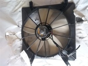 2002-2006 Honda CR-V Radiator Fan Assembly (Used OEM)