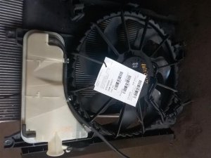 2012-2013 Kia Soul A/C Condenser Fan Motor Assembly with Integrated Reservoir (Used OEM)