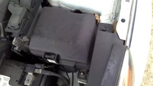2015 Hyundai Sonata Engine Fuse Box with Wiring Harness (Used OEM)