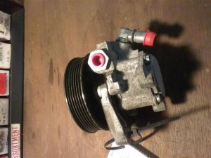 2006 BMW 525i Power Steering Pump Assembly (Used OEM)