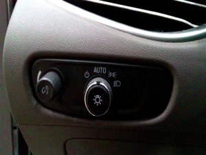 2016-2019 Chevrolet Malibu Black Headlight Switch (Used OEM)