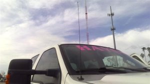 2008-2010 Ford F-550 Super Duty Black Fender Mounted AM/FM Radio Antenna (Used OEM)