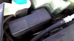 2003-2007 Nissan Murano Underhood Engine Fuse Box Assembly (Used OEM)