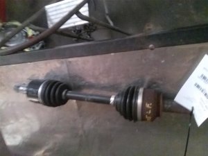 2006-2009 Kia Sorento Front Drive Axle Shaft - Left (Driver) (Used OEM)