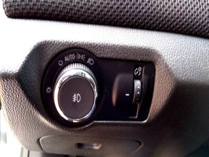 2012-2014 Chevrolet Orlando Headlight Switch (Used OEM)