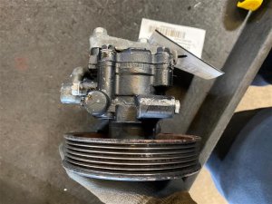 2005-2006 Mazda Tribute Power Steering Pump (Used OEM)