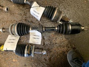 2013-2016 Hyundai Santa Fe Front Drive Axle Shaft - Left (Driver) (Used OEM)