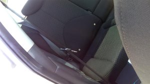 2006-2011 Hyundai Accent Gray Seat Belt Assembly - Front (Used OEM)