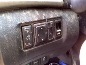2013-2019 Nissan Sentra Power Seat Switch (Used OEM)