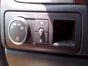 2007-2014 GMC Yukon XL Headlight and Fog Light Switch (Used OEM)