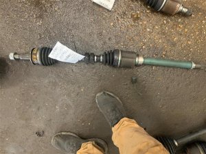 2019-2022 Nissan Rogue Sport Front Drive Axle Shaft - Right (Passenger) (Used OEM)