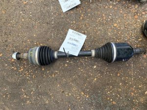 2014-2018 Jeep Cherokee Front Drive Axle Shaft Assembly - Right (Passenger) (Used OEM)