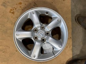 2005-2009 Mazda Tribute 16x7 5-Spoke Oval Dimple Alloy Wheel (Used OEM)