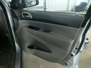 2011-2021 Jeep Grand Cherokee Black Door Interior Trim Panel with Power Windows and Locks - Front, Right (Passenger) (Used OEM)