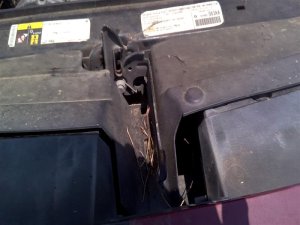 2005-2020 Chrysler 300 Hood Latch (Used OEM)