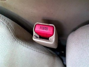 2009-2014 Nissan Murano Tan Seat Belt Buckle - Front, Left (Driver) (Used OEM)