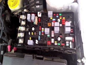 2015 Chrysler 200 Engine Bay Fuse Box Power Distribution Center (Used OEM)