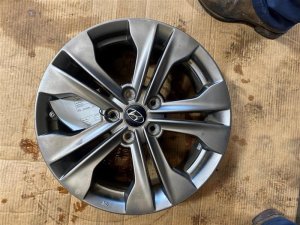 2013-2016 Hyundai Santa Fe Sport 17x7 10-Spoke Charcoal Painted Alloy Wheel (Used OEM)
