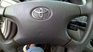 2002-2004 Toyota Camry Gray Steering Wheel Air Bag (Used OEM)