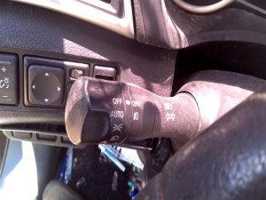 2015-2019 Nissan Sentra Turn Signal and Headlight Combination Switch (Used OEM)