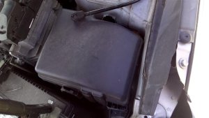 2011-2014 Hyundai Sonata Underhood Engine Fuse Box Assembly (Used OEM)