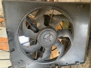 2014-2015 Kia Sorento Radiator and Condenser Fan Motor Assembly (Used OEM)